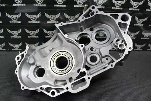 2000 00-07 HONDA XR650R OEM RIGHT ENGINE MOTOR CRANKCASE CRANK CASE 11100-MBN-67