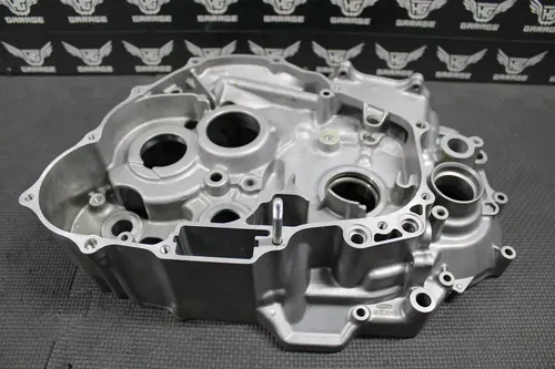2000 00-07 HONDA XR650R OEM RIGHT ENGINE MOTOR CRANKCASE CRANK CASE 11100-MBN-67