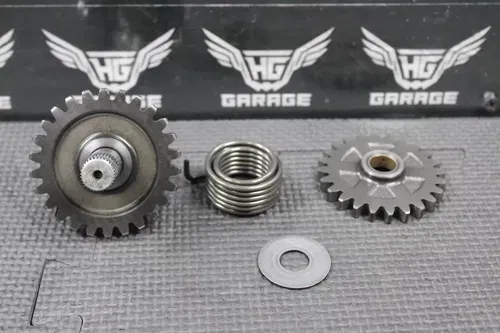 2001 SUZUKI RM80 RM85 OEM KICKSTART KICK START SHAFT W IDLER GEAR 26211-02B04