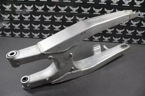 2002 2003 HONDA CR125R OEM SWINGARM SWING ARM SUSPENSION 52200-KZ4-J40 GOOD!