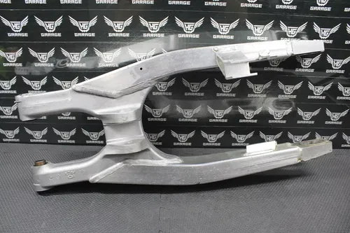 2002 2003 HONDA CR125R OEM SWINGARM SWING ARM SUSPENSION 52200-KZ4-J40 GOOD!