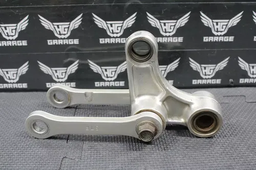 2002 SUZUKI RM125 RM250 OEM REAR SHOCK SWINGARM LINKAGE LINK CUSHION 62600-37851