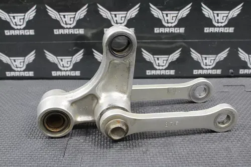2002 SUZUKI RM125 RM250 OEM REAR SHOCK SWINGARM LINKAGE LINK CUSHION 62600-37851