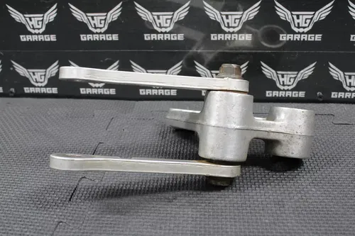 2002 SUZUKI RM125 RM250 OEM REAR SHOCK SWINGARM LINKAGE LINK CUSHION 62600-37851