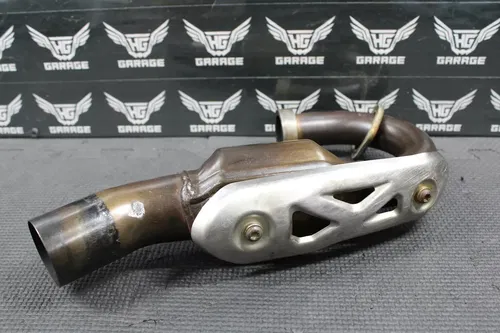 2017 KAWASAKI KX250F OEM EXHAUST PIPE CHAMBER HEADER SHIELD 18088-1332