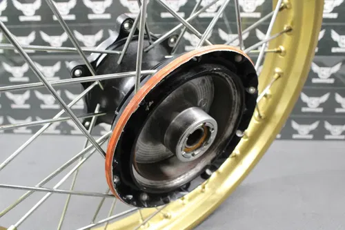 1986 HONDA CR250R CR500R OEM GOLD REAR BACK WHEEL RIM HUB 42601-KS7-000ZA NICE!!