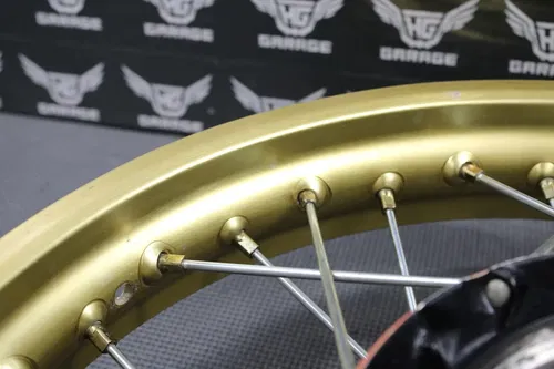 1986 HONDA CR250R CR500R OEM GOLD REAR BACK WHEEL RIM HUB 42601-KS7-000ZA NICE!!