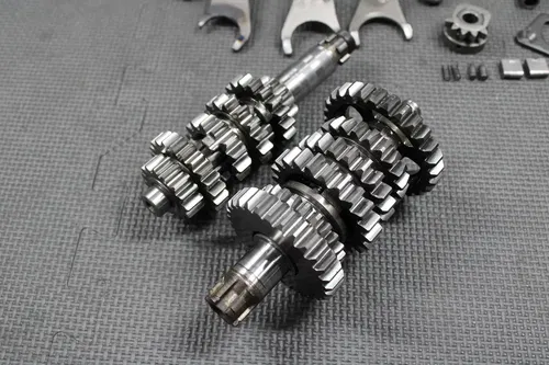2005 02-19 SUZUKI RM85 RM85L OEM TRANSMISSION TRANNY TRANS GEARBOX GEARS PARTS