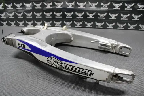 2010 09-11 YAMAHA YZ250F OEM SWINGARM SWING ARM REAR SUSPENSION 17D-22110-00-00