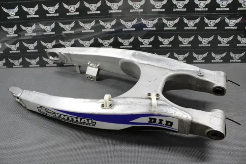 2010 09-11 YAMAHA YZ250F OEM SWINGARM SWING ARM REAR SUSPENSION 17D-22110-00-00