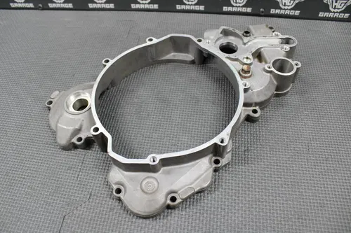 2001 KTM 300 EXC OEM ENGINE MOTOR RIGHT SIDE CASE INNER CLUTCH COVER 54630001300