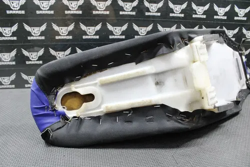 2010 10-13 YAMAHA YZ250F OEM SEAT SADDLE FOAM GRIPPER COVER 17D-24710-90-00