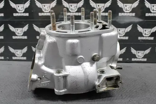 1993 KAWASAKI KDX250SR KDX250 SR OEM ENGINE CYLINDER BORE JUG TOP END 11005-1679