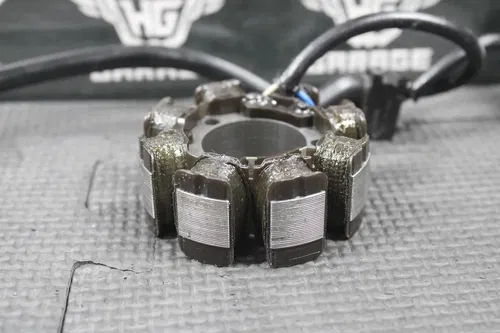 2002 2003 HONDA CRF450R OEM STATOR MAGNETO GENERATOR ALTERNATOR 31100-MEB-671