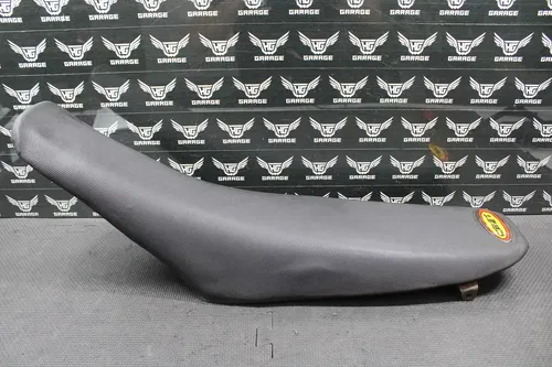 2001 HONDA CR125R CR250R OEM SEAT SADDLE FOAM PAN CEET COVER 77100-KZ3-J30