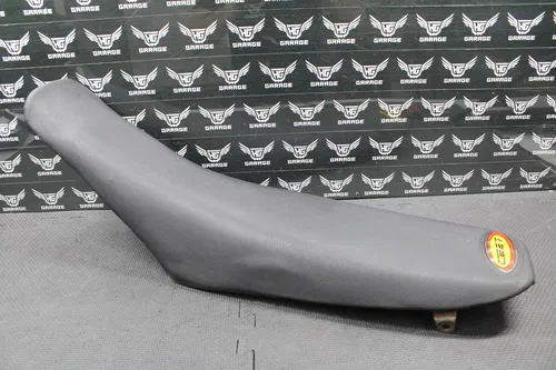 2001 HONDA CR125R CR250R OEM SEAT SADDLE FOAM PAN CEET COVER 77100-KZ3-J30