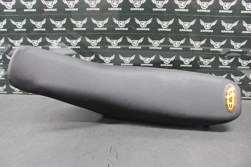 2001 HONDA CR125R CR250R OEM SEAT SADDLE FOAM PAN CEET COVER 77100-KZ3-J30