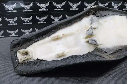 2001 HONDA CR125R CR250R OEM SEAT SADDLE FOAM PAN CEET COVER 77100-KZ3-J30