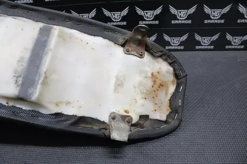 2001 HONDA CR125R CR250R OEM SEAT SADDLE FOAM PAN CEET COVER 77100-KZ3-J30