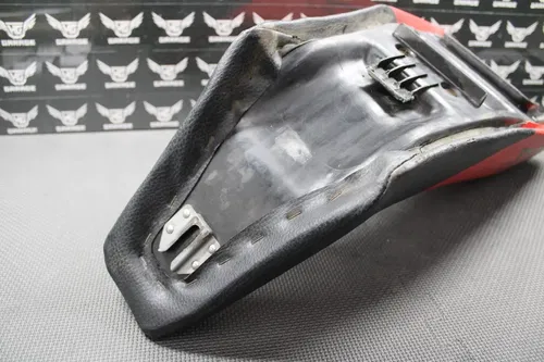 1999 HONDA XR200R 90-02 OEM ORIGINAL SEAT SADDLE FOAM PAN 77200-KT0-A50ZA NICE!