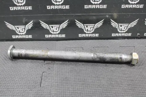 2002 HONDA CRF450R OEM REAR BACK SWINGARM BOLT SUSPENSION PIVOT 52101-KZ4-J40