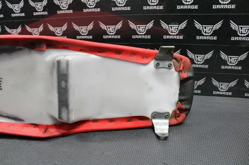 2004 2005 HONDA CRF250R OEM SEAT SADDLE FOAM PAN COMPLETE 77100-KRN-730