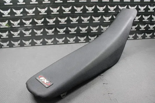 2010 HONDA 10-13 CRF250R CRF450R OEM SEAT SADDLE GRIPPER COVER 77100-MEN-A40