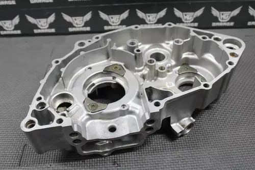 2002 01-05 YAMAHA YZ250F 01-02 WR250F OEM LEFT ENGINE MOTOR CRANKCASE CRANK CASE