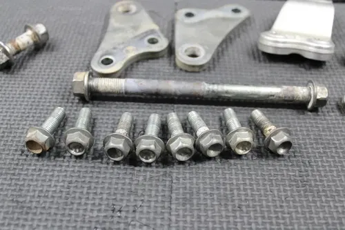 2020 YAMAHA 20-22 WR250F YZ250FX OEM ENGINE MOTOR MOUNT STAY BRACKETS BOLTS