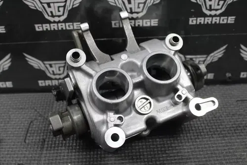 2002 HONDA CRF450R OEM CYLINDER HEAD CAMSHAFT HOLDER TOWER CAM ROCKER ARM NICE