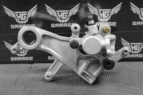 2013 HONDA CRF250R OEM NISSIN REAR BACK BRAKE CALIPER & BRACKET 43150-KRN-711