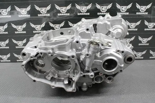 2000 98-01 YAMAHA WR426F YZ400F YZ426F OEM LEFT RIGHT CRANKCASE CRANK CASE BLOCK