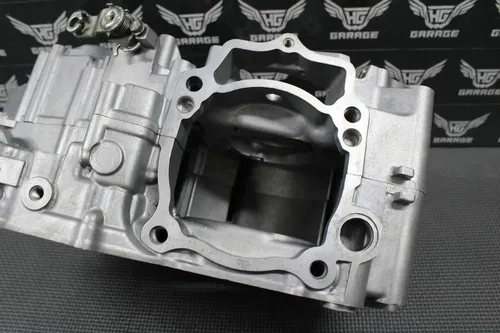 2000 98-01 YAMAHA WR426F YZ400F YZ426F OEM LEFT RIGHT CRANKCASE CRANK CASE BLOCK
