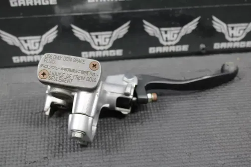 1998 HONDA CR250R OEM NISSIN FRONT BRAKE MASTER CYLINDER W/ LEVER 45510-MEY-305
