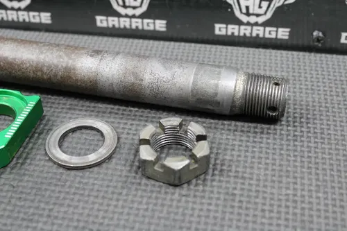 2003 KAWASAKI 03-05 KX125 03-07 KX250 OEM REAR AXLE BACK WHEEL RIM PIVOT BOLT
