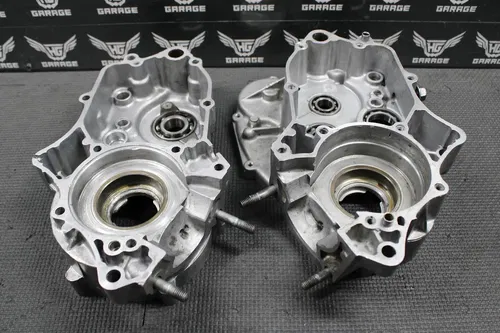 2001 KAWASAKI 01-05 KX100 KX85 OEM LEFT RIGHT ENGINE MOTOR CRANKCASE CRANK CASES