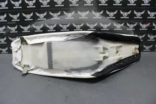2000 2001 HONDA CR125R CR250R SEAT SADDLE FOAM WHITE THRILL SEEKER GRIPPER COVER