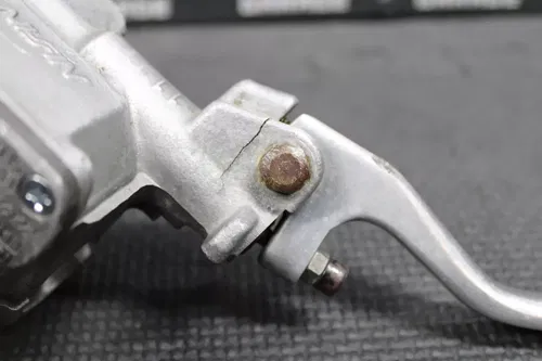 2002 HONDA XR400R XR400 OEM NISSIN FRONT BRAKE MASTER CYLINDER W/ LEVER