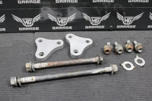 2009 YAMAHA 07-11 WR450F 07-09 YZ450F OEM FRONT LOWER ENGINE MOTOR MOUNTS BOLTS
