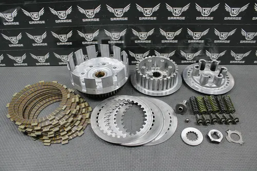 2005 YAMAHA YZ450F OEM COMPLETE CLUTCH W PLATES BASKET HUB 5XD-16150-60-00 NICE!