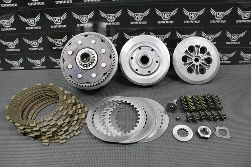 2005 YAMAHA YZ450F OEM COMPLETE CLUTCH W PLATES BASKET HUB 5XD-16150-60-00 NICE!