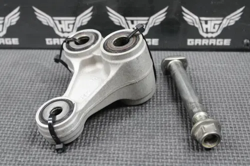 2018 18-20 SUZUKI RMZ450 OEM REAR SHOCK CUSHION LINKAGE LEVER ARM 62600-37880