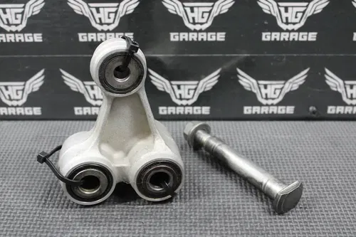 2018 18-20 SUZUKI RMZ450 OEM REAR SHOCK CUSHION LINKAGE LEVER ARM 62600-37880