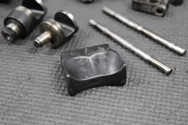 Beta OEM - Rocker Arm Assembly Power Valve Beta OEM - Rocker Arm Assembly Power Valve