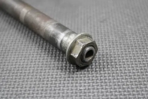 2000 95-01 HONDA CR125R CR250R OEM FRONT WHEEL RIM AXLE PIVOT BOLT 44301-MAC-780