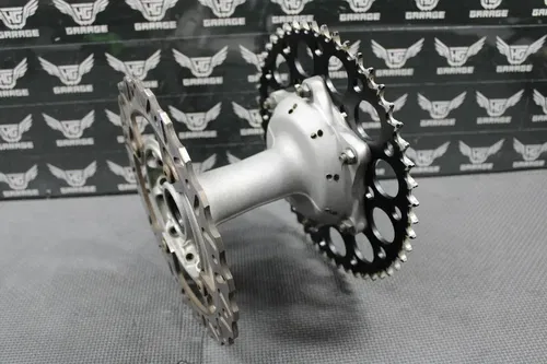2013 SUZUKI 07-20 RMZ250 RMZ450 OEM REAR BACK WHEEL RIM HUB ROTOR 64111-35G30
