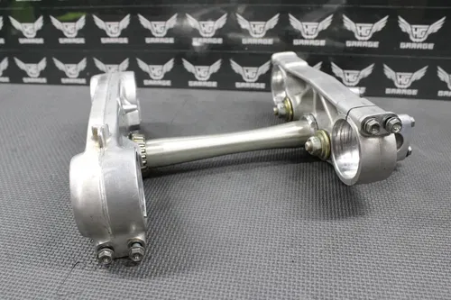 2004 04-07 HONDA CR125R OEM FRONT FORKS LOWER UPPER TRIPLE TREE STEM BAR CLAMP