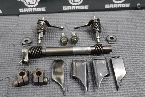 1997 93-97 HONDA CR125R OEM HPP POWERVALVE POWER VALVE PINION SHAFT VALVES ASSY