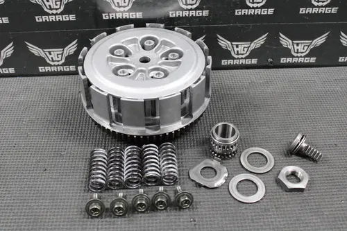 2003 00-04 YAMAHA YZ125 OEM CLUTCH BASKET PRESSURE PLATE HUB 5NY-16150-00-0 GOOD