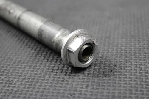 2002 HONDA 02-03 CR125R CR250R OEM FRONT WHEEL RIM AXLE PIVOT BOLT 44301-KZ4-J40